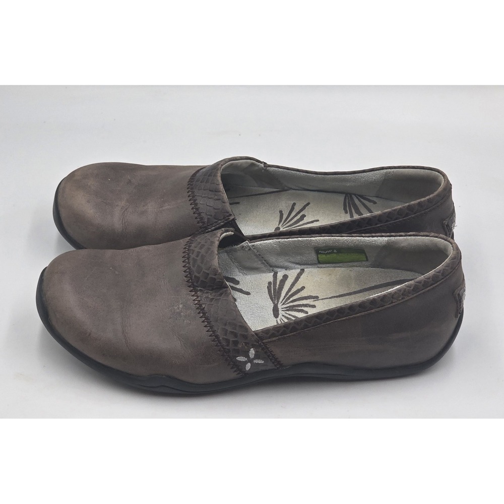 Ahnu Women's 'Jackie Pro' Reptile Embossed Brown Leather Slip-On Loafers Size 8 - Picture 5 of 12